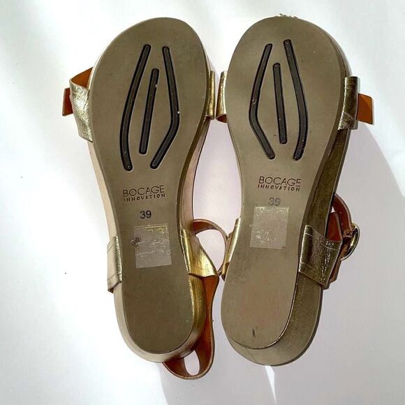 Bocage Innovation gold metallic leather low wedge buckle sandals EU39 - Picture 9 of 12